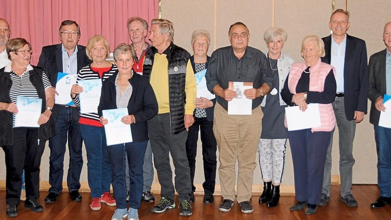 Zahlreiche Mitglieder des Kneippvereins wurden für 40- oder 25-jährige Treue mit Urkunden ausgezeichnet.