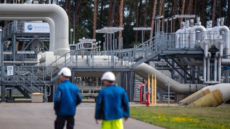 Rohrsysteme und Absperrvorrichtungen in der Gasempfangsstation der Ostseepipeline Nord Stream 1 in Lubmin.