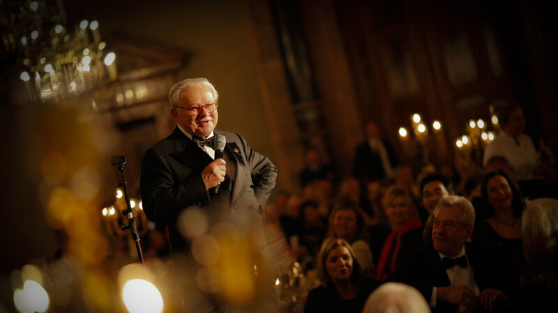 Verleger Dr. Hubert Burda während seines 75. Geburtstages in der Münchner Residenz.