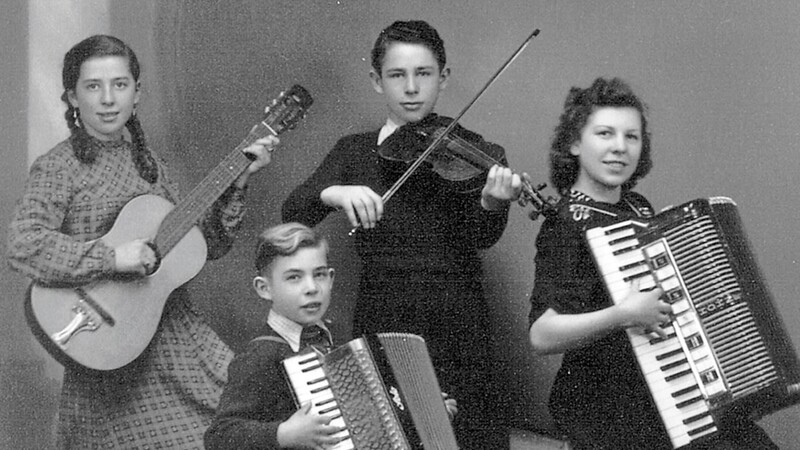 Eine musikalische Familie: Die Geschwister (v. l.) Betti, Michael, Sepp und Rosi Winter.