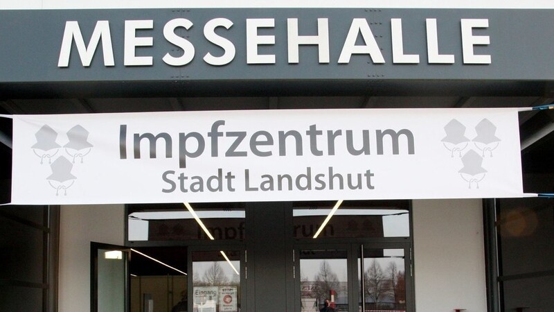 Dem Impfzentrum der Stadt Landshut stehen ab Montag wieder Impfdosen für Erstimpfungen zur Verfügung.