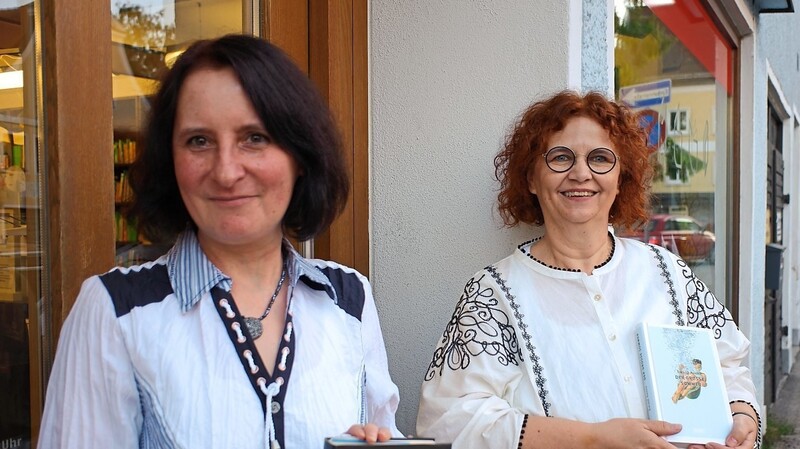 Christine Fößmeier (l.) und Gaby Kellner haben Lesetipps.