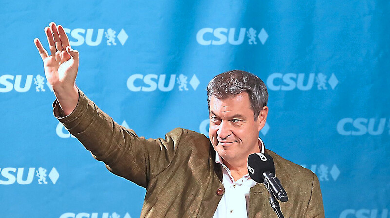 Der bayerische Ministerpräsident und CSU-Chef Markus Söder war im Rahmen der CSU-Stadiontour am Mittwoch ins Ebm-Papst-Stadion gekommen - und schoss in seiner Rede scharf gegen den politischen Gegner.