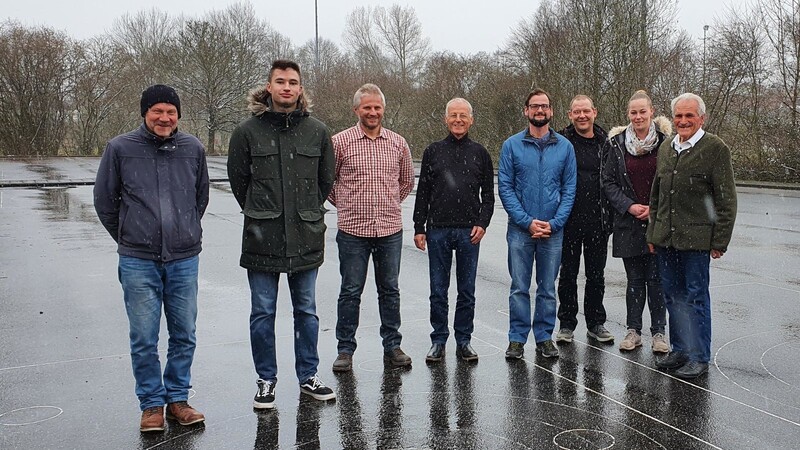 Die Mitlglieder der DJK Altenmarkt haben den neuen Vorstand der Abteilung Bogenschießen gewählt.