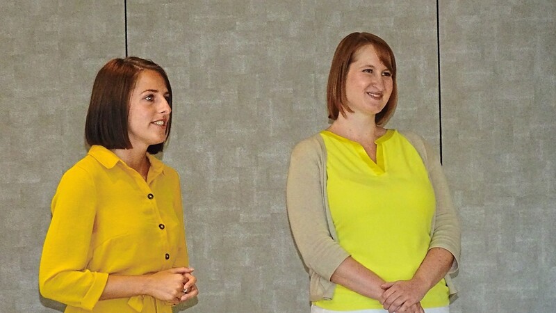 Die City-Managerinnen Julia Schmid (links) und Corinna Schwimmbeck kündigten neue Projekte an.