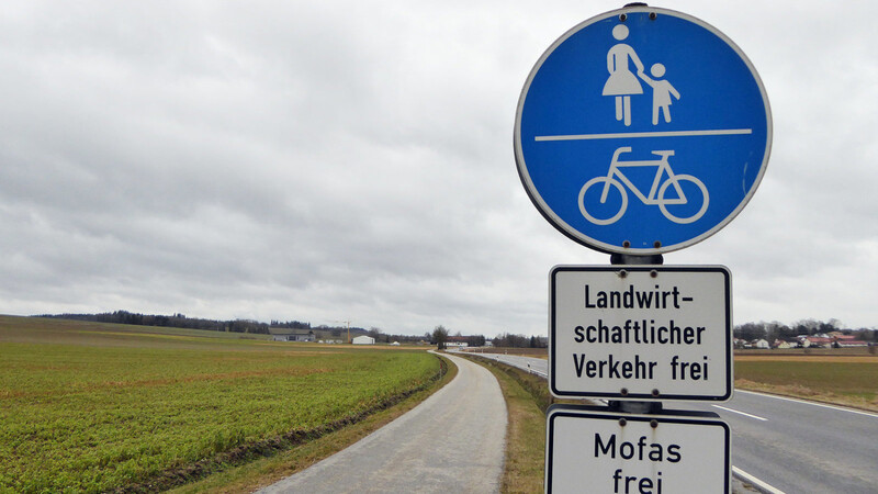 Mit der Planung eines Radweges von Mengkofen nach Mühlhausen kann erst begonnen werden, wenn der momentan noch schwierige Grunderwerb abgeschlossen ist.