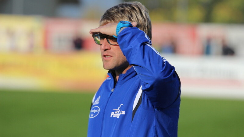 Bogens Trainer Andreas Wagner.