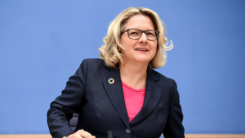 Umweltministerin Svenja Schulze fordert eine "konsequente Anpassung an den Klimawandel".