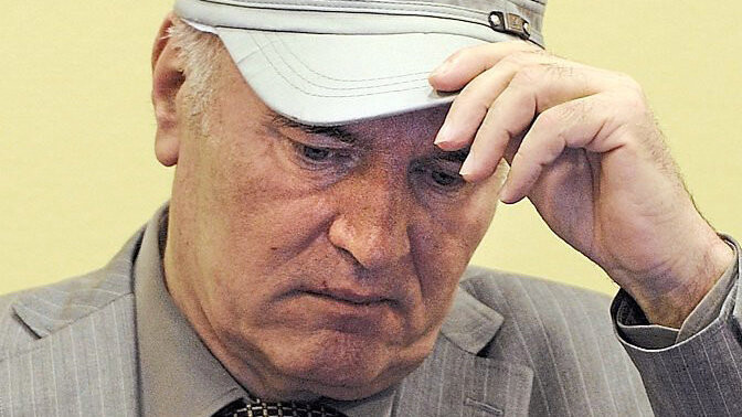 Ratko Mladic wurde am 22. November 2017 unter anderem wegen Kriegsverbrechen und Verbrechen gegen die Menschlichkeit zu lebenslanger Haft verurteilt.