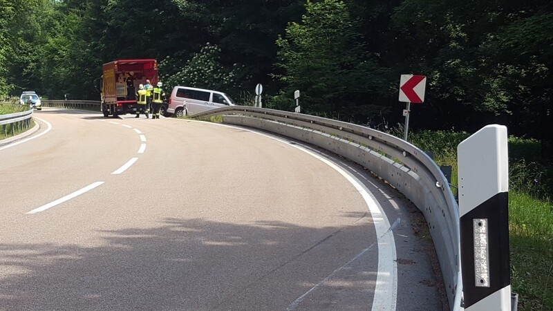 Auf der sogenannten Panoramastraße zwischen Waldmünchen und Furth im Wald hat sich am Donnerstagmittag ein Motorradunfall ereignet.