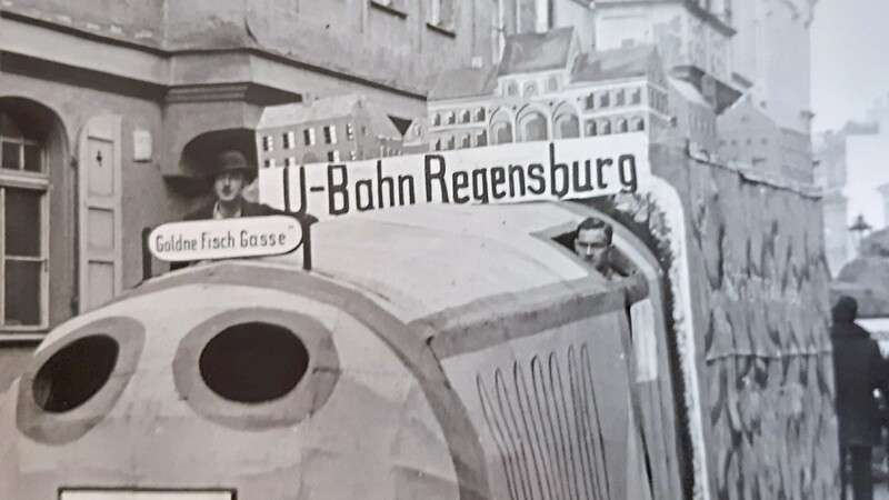 Hier ein Faschingswaggon der Karnevalsgesellschaft Narragonia von 1937. Während des Zweiten Weltkriegs pausierte das närrische Treiben in Regensburg.