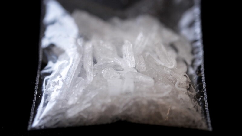 Amphetamin in einem Beutel: Eine ähnliche Packung hatte der 15-Jährige versucht, vor der Polizei zu verstecken. (Symbolbild)