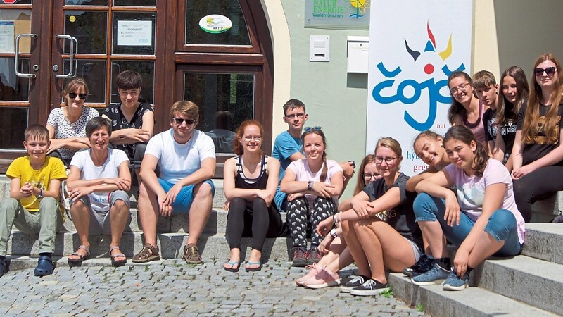 Die Teilnehmer am deutsch-tschechischen Theater-Begegnungsprojekt.