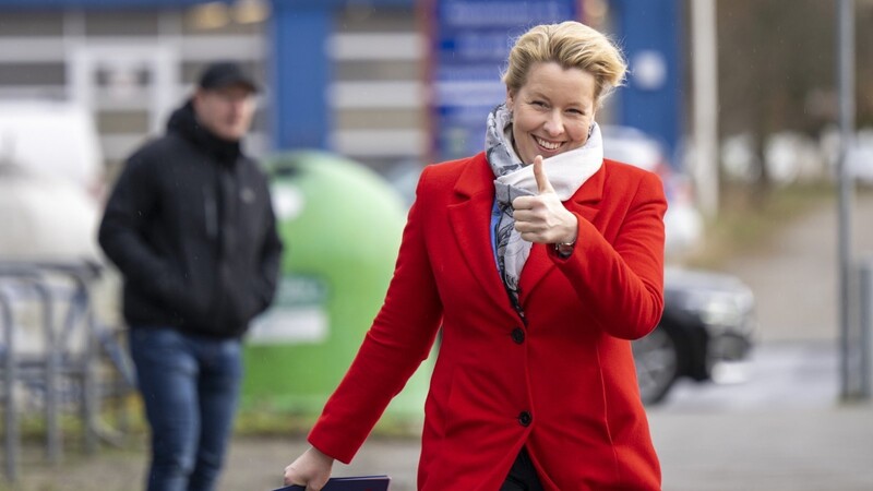 Berlins Regierende Bürgermeisterin Franziska Giffey verbreitet vor der Wahlwiderholung an diesem Sonntag Zuversicht.