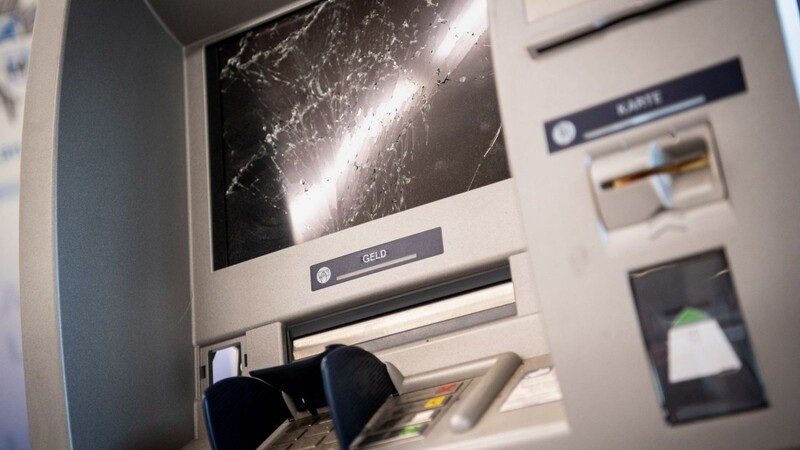 Im Jahr 2022 wurden in Bayern 37 Geldautomaten gesprengt. (Symbolbild)