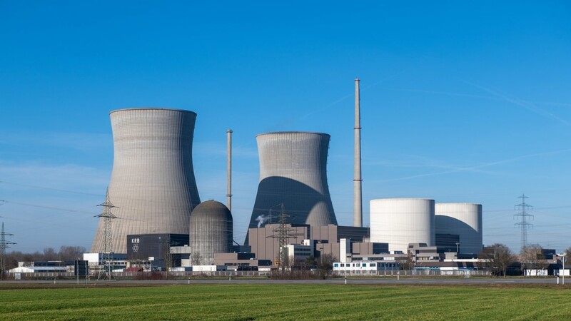 Dass die EU-Pläne zur Atomkraft noch aufzuhalten seien, "das wage ich zu bezweifeln", sagt etwa Umweltministerin Steffi Lemke. Mehrere Parteifreunde haben sich ähnlich geäußert.
