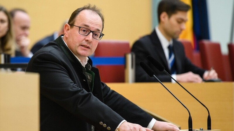 Markus Plenk (AfD), noch AfD-Fraktionschef im bayerischen Landtag, will aus der Partei austreten.