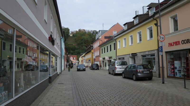 Kann man die Wörther Ludwigstraße mit der Regensburger Altstadt vergleichen?