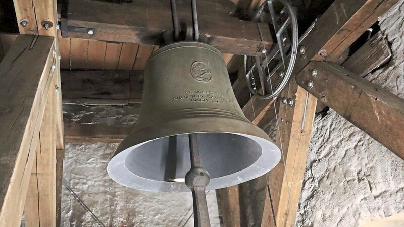 Die kleinste der vier Glocken, die "neue" Norbertusglocke, ist dem Gründer des Prämonstratenserordens, dem heiligen Norbert von Xanten, gewidmet.