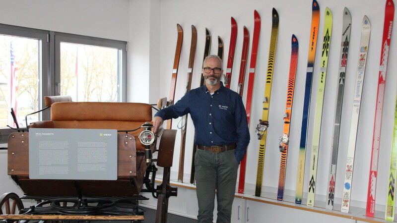 Bevor Völkl ab 1923 Skier herstellte, baute die Firma Pferdewagen.