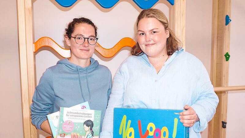 Seit 1. April betreiben Logopädin Marie Mersch (rechts) und Ergotherapeutin Katharina Sailer eine Gemeinschaftspraxis im Wiesenter Schloss.