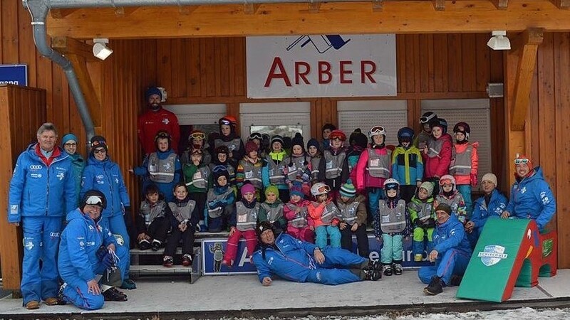 Für die Ausbildung der 39 Kinder standen neun Skilehrer zur Verfügung.