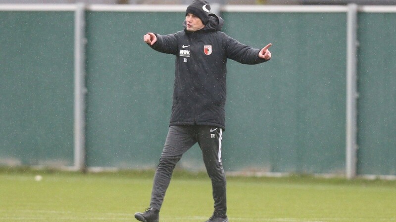 Zurück auf dem Trainingsplatz: FCA-Coach Heiko Herrlich.
