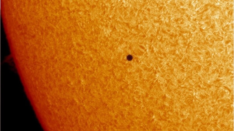 Merkur beim Durchgang durch die Sonne.