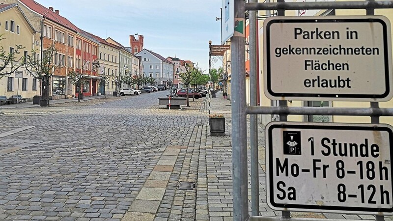 Künftig überwachen die Mitarbeiter des Zweckverbands "Kommunale Verkehrssicherheit Oberpfalz" das Parken. Außerdem werden sie Geschwindigkeitsmessungen vornehmen - in Absprache mit der Stadt und der Polizei.