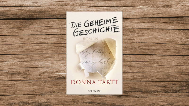 "Die geheime Geschichte", Roman, von Donna Tartt, erschienen im Goldmann-Verlag, 736 Seiten.