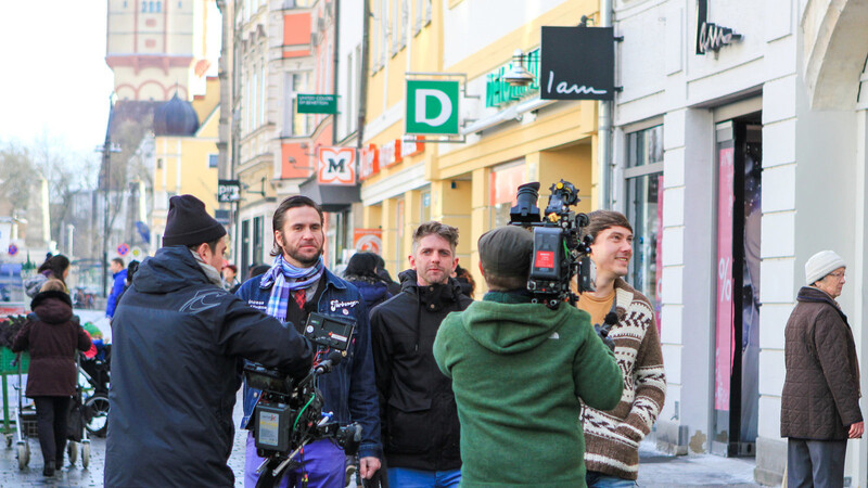 Die "Woidboyz" machen für ihre Sendung "Woidboyz in Town" Straubing unsicher. (Foto: Susanne Raith)