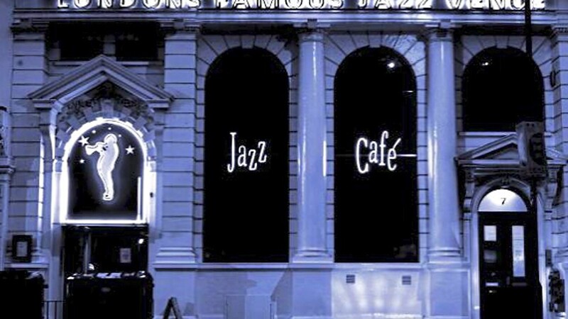 Am 17. Mai dieses Jahres öffnen sich nach langer Corona-Pause wieder die Pforten des Londoner Jazz Cafés.