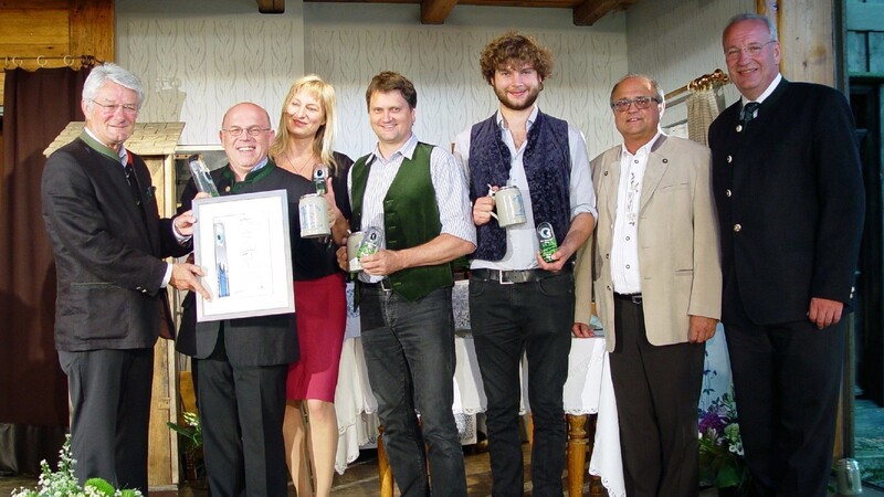Den Schauer-Kulturpreis erhielt Jürgen Kirner von der Couplet-AG.