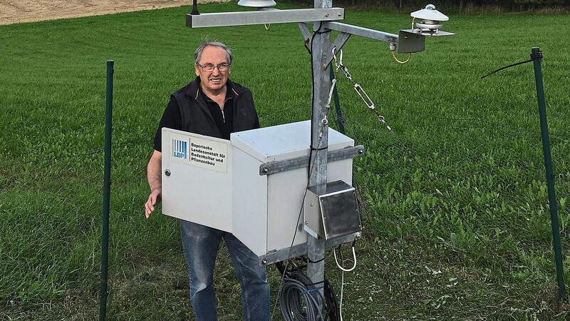 Sammelt Daten über das Wetter in der Region: Josef Ettl betreut seit 20 Jahren die agraragrar-meteorologische Wetterstation der Bayerischen Landesanstalt für Landwirtschaft in Allmannsdorf bei Miltach.