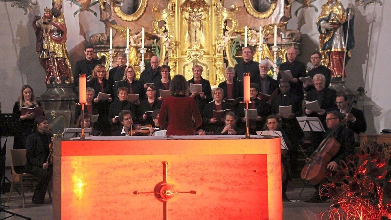 Der Kirchenchor beim Christkönigskonzert.