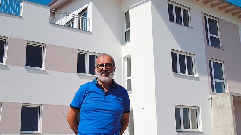 Hermann Pellkofer wünscht sich ein Gesundheitszentrum für Großköllnbach. Die Immobilie, für die er als Investor verantwortlich ist, steht schon kurz vor der Fertigstellung. Noch hofft Pellkofer darauf, dass er das Gebäude für die ursprünglich vorgesehene Funktion zur Verfügung stellen kann.