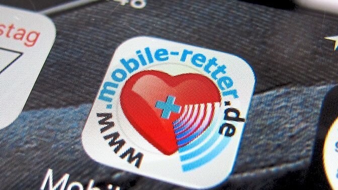 Die App "Mobile Retter" auf einem Smartphone.