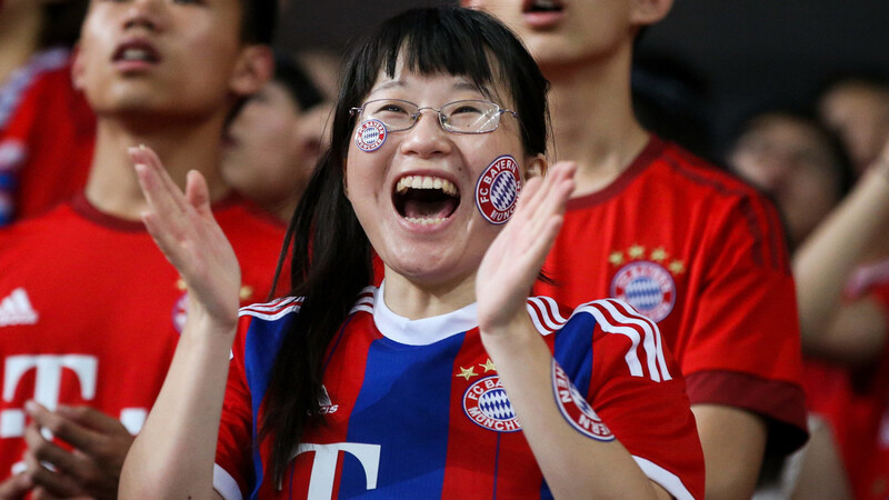 Der FC Bayern in China - so manchen Fan freut es.