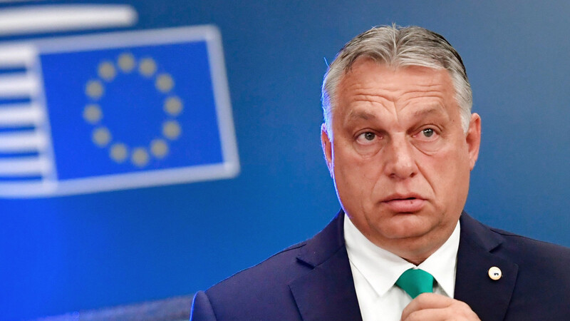 Viktor Orbáns Fidesz-Partei hat am Mittwoch die EVP-Fraktion verlassen.