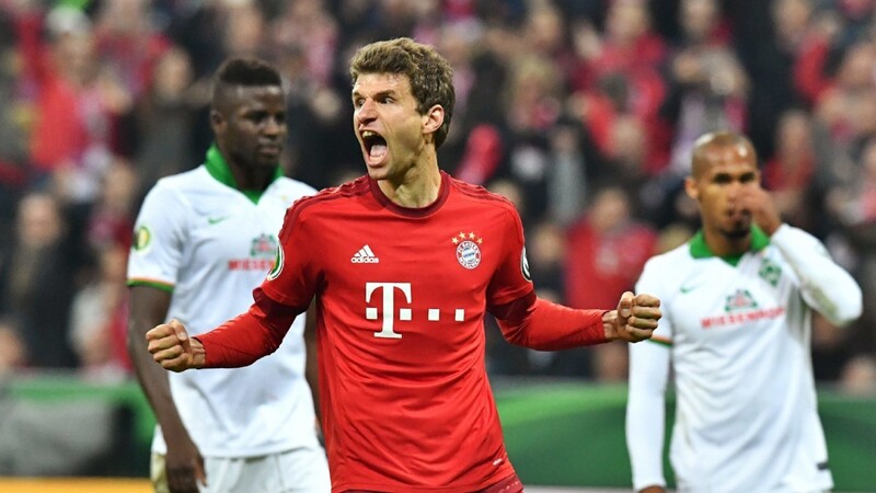 Thomas Müller führt den FC Bayern mit einem Doppelpack gegen Werder Bremen ins Finale des DFB-Pokals.