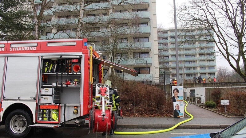 Angebranntes Essen hat am Montagmittag in Straubing einen Feuerwehreinsatz ausgelöst.