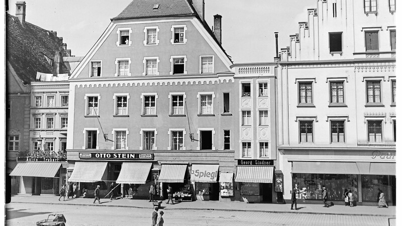 Ludwigsplatz 5, um 1925.