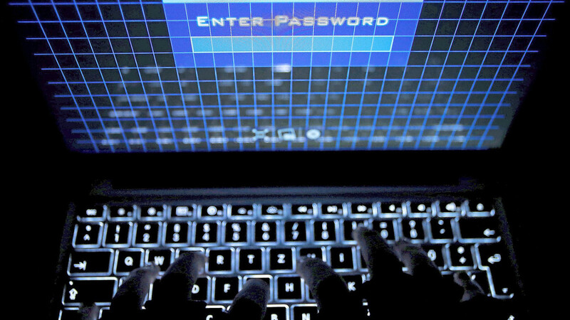Das Nationale Zentrum für Cybersicherheit hatte schon im März begonnen, einen digitalen Schutz für britische Laboratorien, Forschungseinrichtungen und Pharma-Unternehmen einzurichten und konnte so die russischen Hacker-Aktivitäten aufspüren.