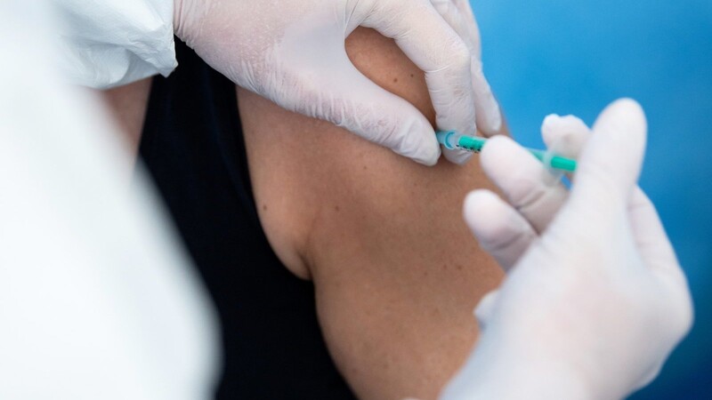 Im Landkreis Freising haben über 42.000 Menschen ihre Erstimpfung erhalten.