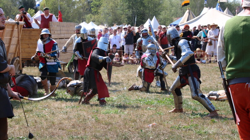 Diese Szene wird es heuer natürlich nicht geben. Ein mittelalterliches Gefecht ist nicht gerade im Sinne der Anti-Corona-Maßnahmen.