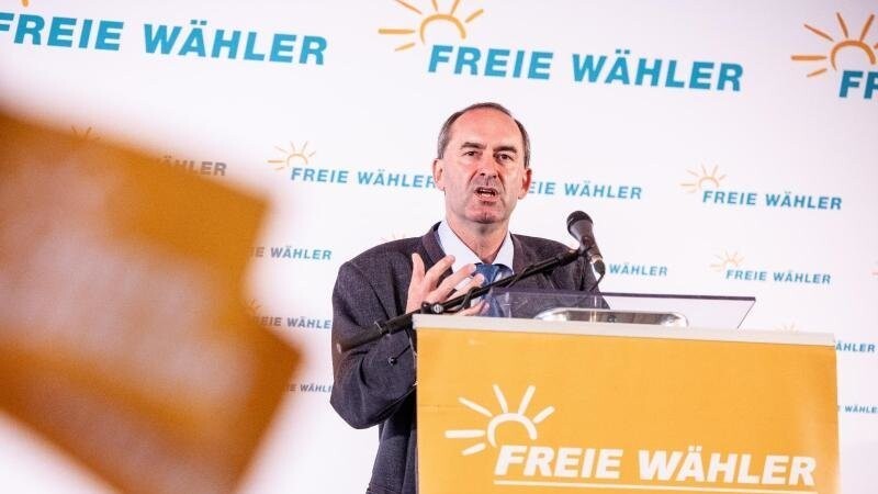 Hubert Aiwanger, Wirtschaftsminister und Landesvorsitzender der Freien Wähler in Bayern, spricht.