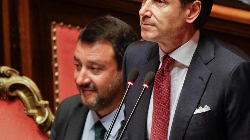 Sie werden wahrscheinlich keine Freunde mehr: Italiens Ministerpräsident Giuseppe Conte (r.) und der rechtspopulistische Innenminister Matteo Salvini.