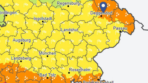 Aktuell gilt eine Warnung vor markantem Wetter (orange Färbung) in Teilen Bayerns.