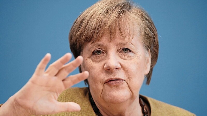 Angela Merkel rechtfertigt in der Bundespressekonferenz ihre Corona-Politik.