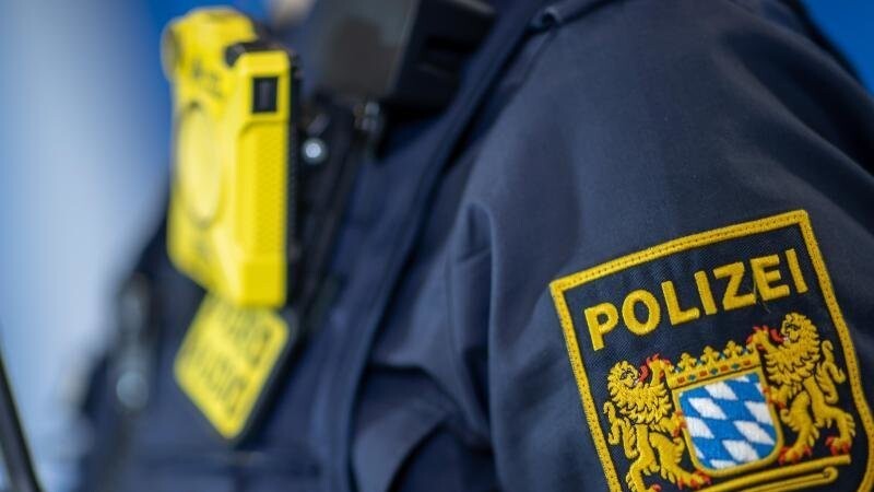 In Deggendorf wurden am Donnerstag mehrere Wahlplakate beschädigt. Die Polizei ermittelt. (Symbolbild)